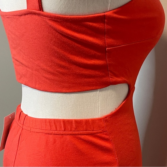 FRAICHE by J Maxi Dress and in Coral M - Picture 5 of 8